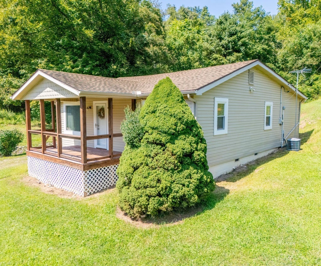 Photo of 270 Marabel Rd, Crown City, OH 45623 (MLS # 2435456)