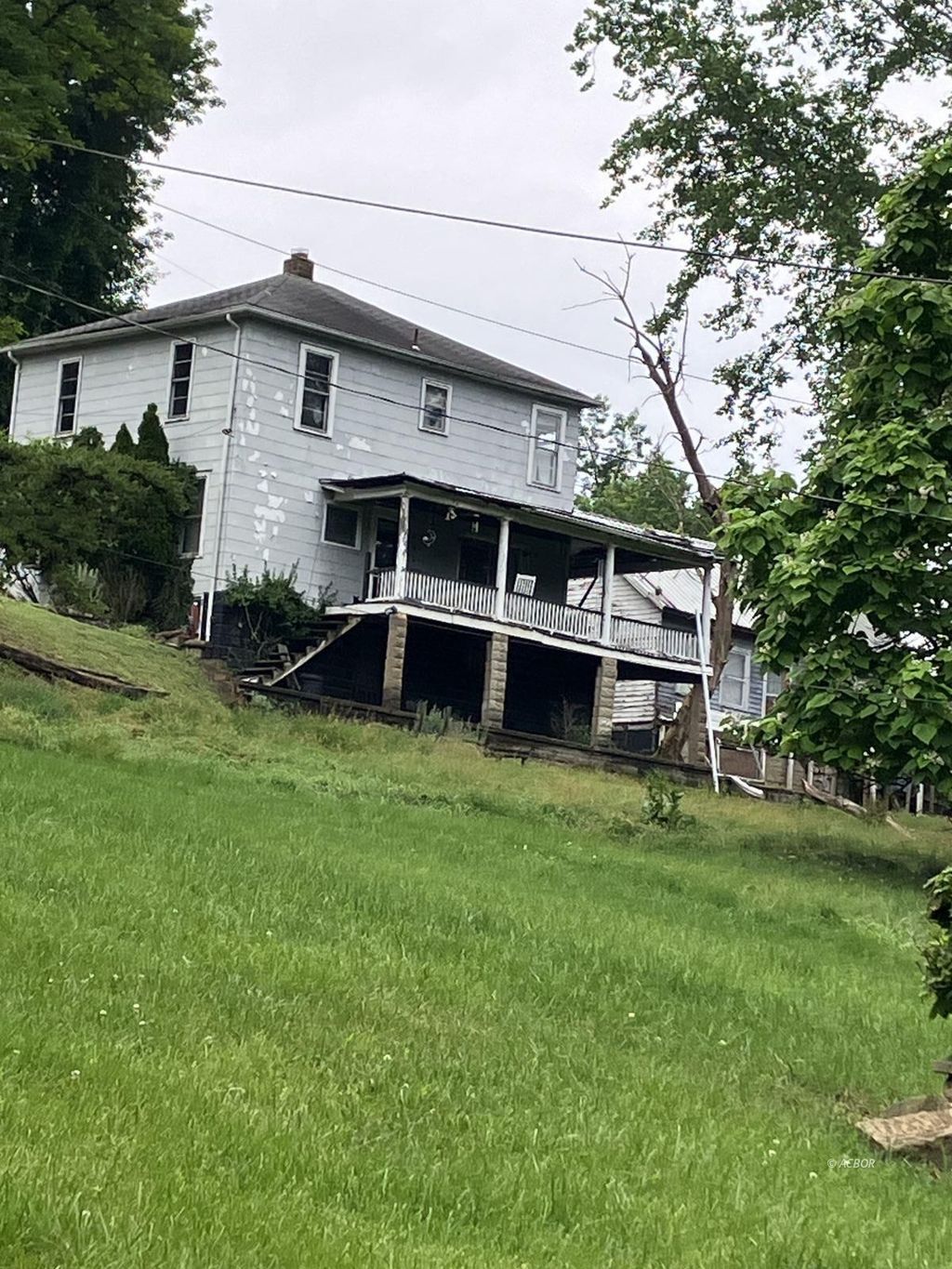 Photo of 336 Lasley St, Pomeroy, OH 45769 (MLS # 2433560)