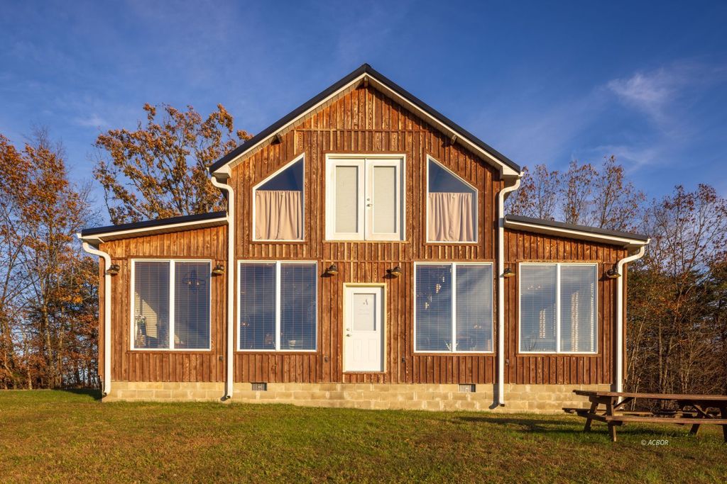 Photo of 6176 Bethany Ridge Rd, Guysville, OH 45735 (MLS # 2434233)