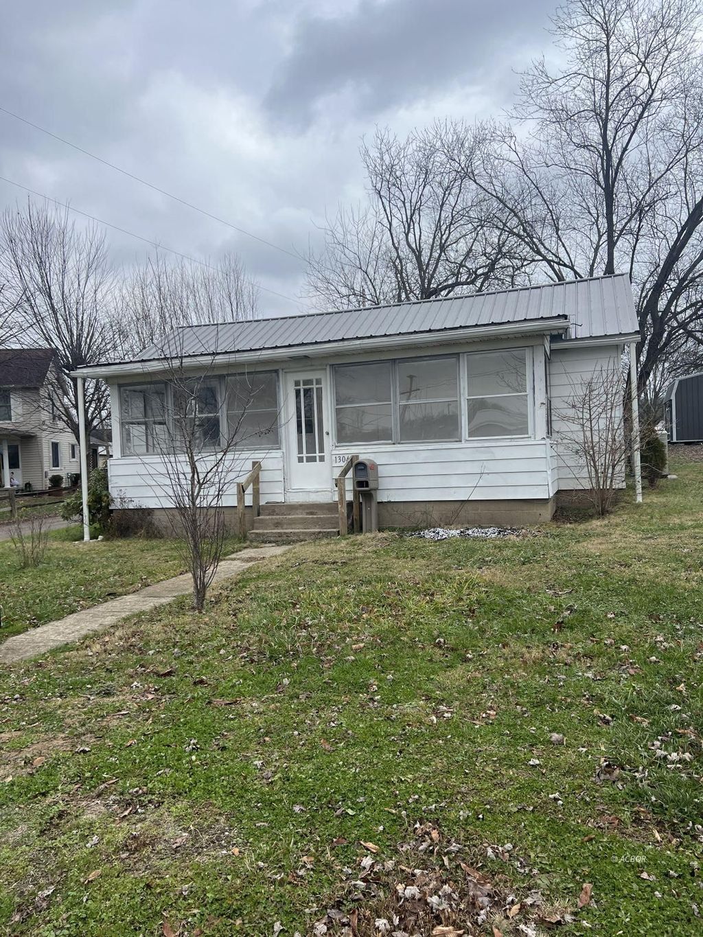 Photo of 1304 S New Jersey Ave, Wellston, OH 45692 (MLS # 2434320)
