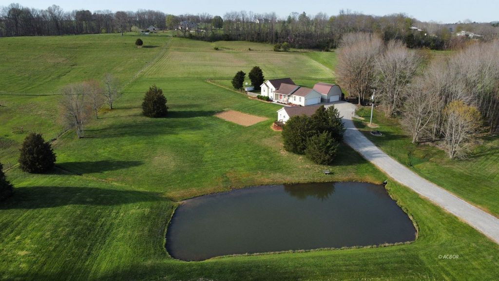 Photo of 330 Wolf Run Rd, Patriot, OH 45658 (MLS # 2434728)