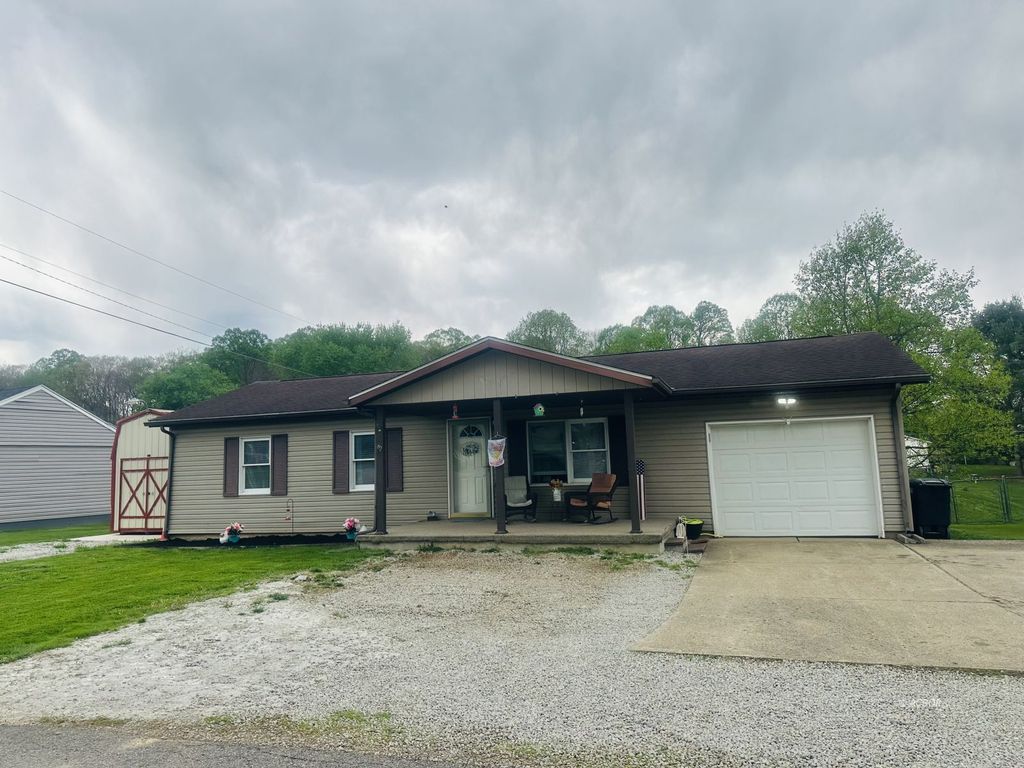 Photo of 29714 Fairhaven Dr, Logan, OH 43138 (MLS # 2434884)