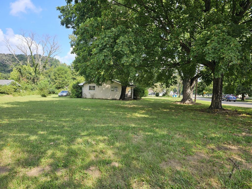 Photo of 511 Co Rd 411, Proctorville, OH 45669 (MLS # 2434660)