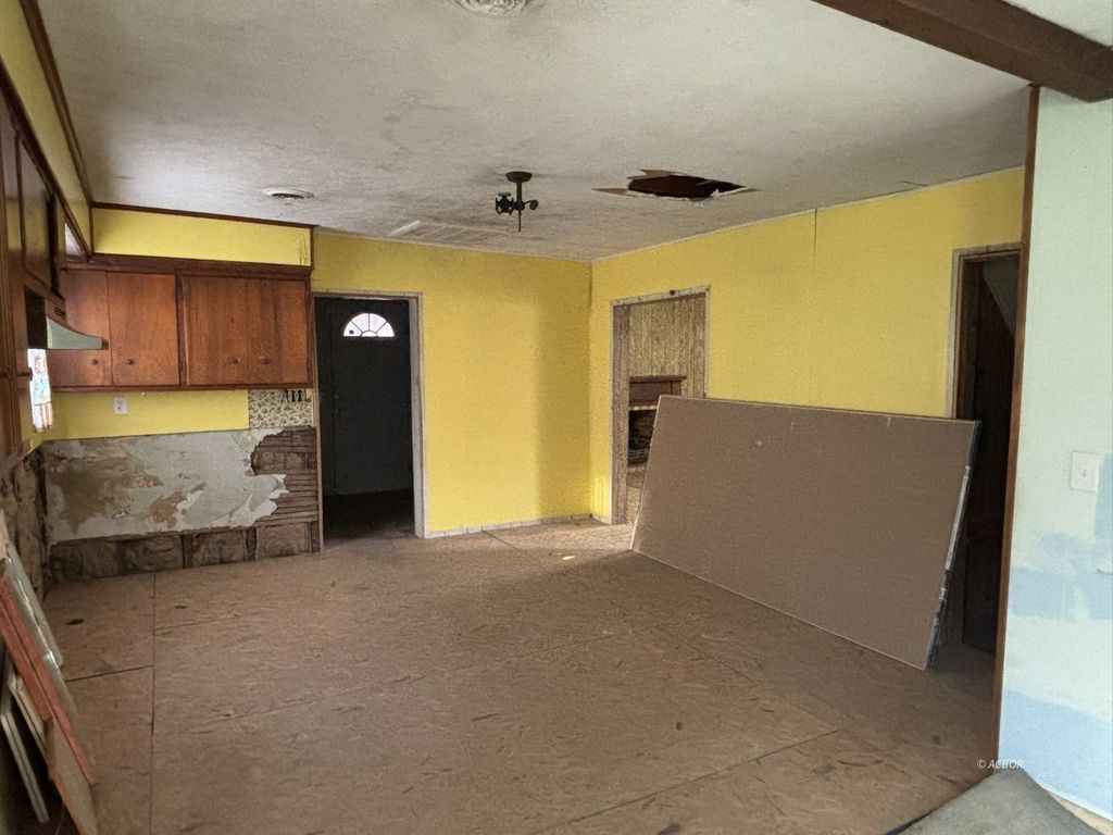 Photo of 14222 Kimberly Rd, Nelsonville, OH 45764 (MLS # 2434739)