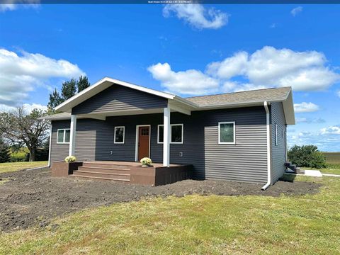 Photo of 2726 570th Avenue, Ringsted, IA 50578 (MLS # 251149)