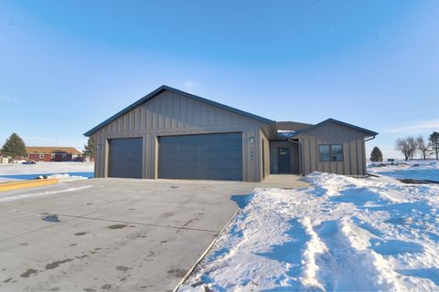 Photo of 1644 365th Avenue, Estherville, IA 51334 (MLS # 251553)