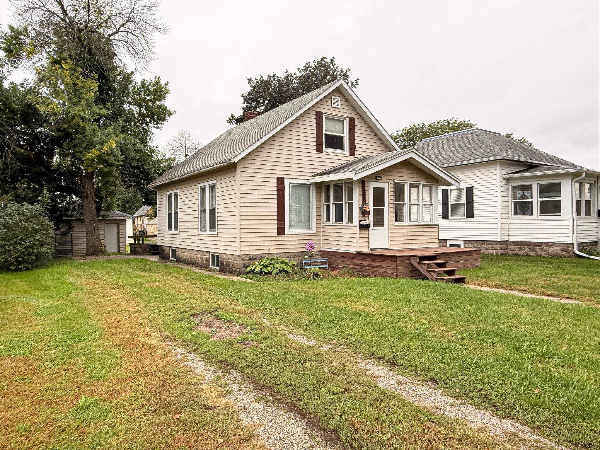 308 E 10Th Street - Photo 3