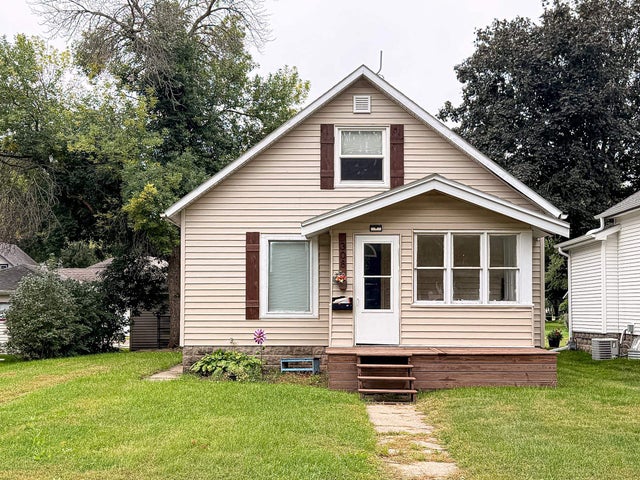 308 E 10Th Street