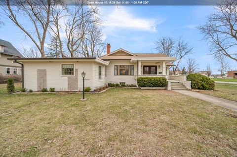 Photo of 401 W 3Rd Street, Spencer, IA 51301 (MLS # 260246)