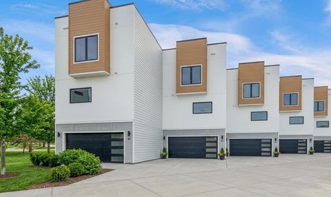 Photo of 244 Highway 71 S #D18, Arnolds Park, IA 51331 (MLS # 260159)