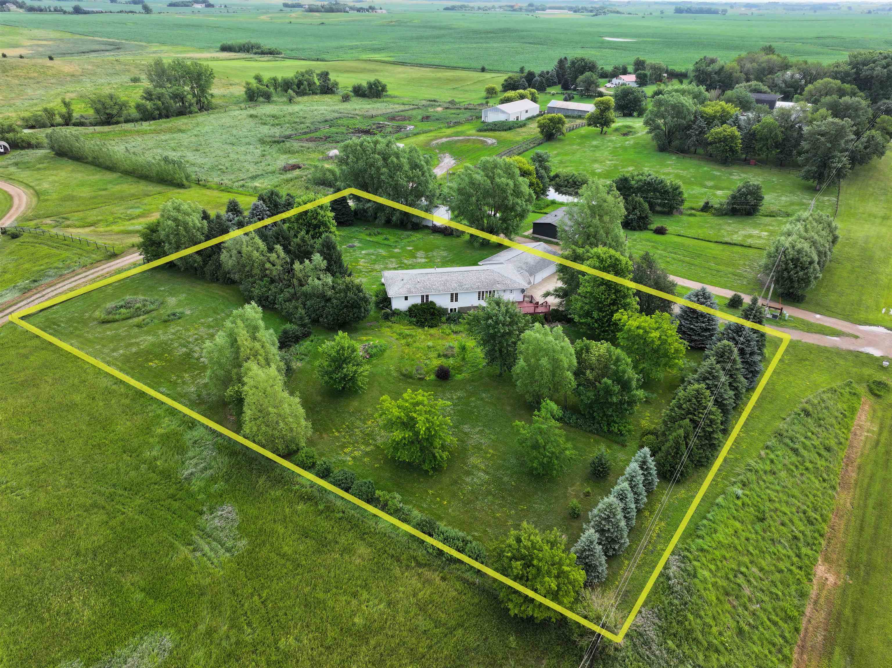 Photo 1 of 29 — 1806 Hwy 9, Spirit Lake, IA 51360