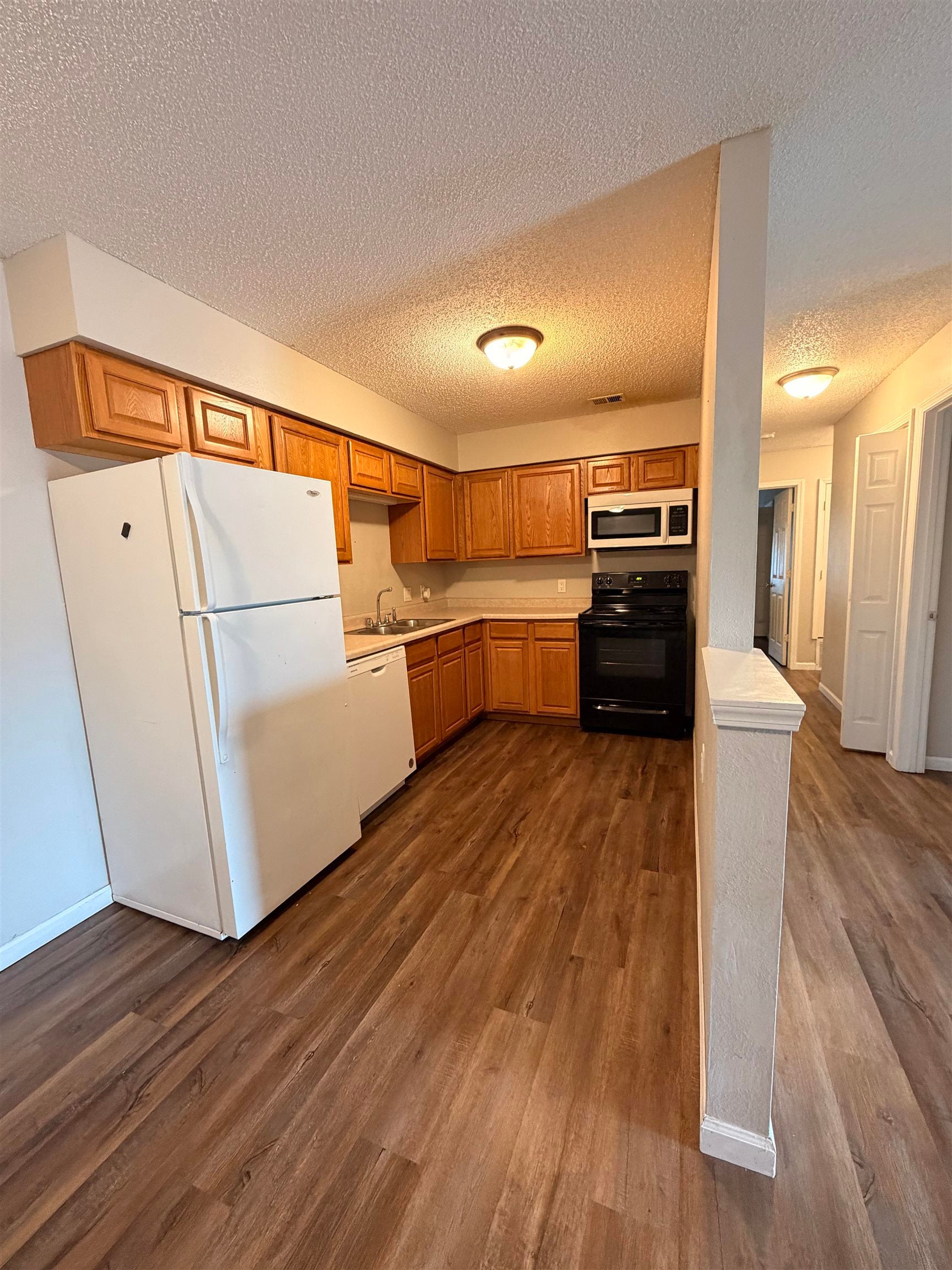 3 27th Street 102 - Photo 2