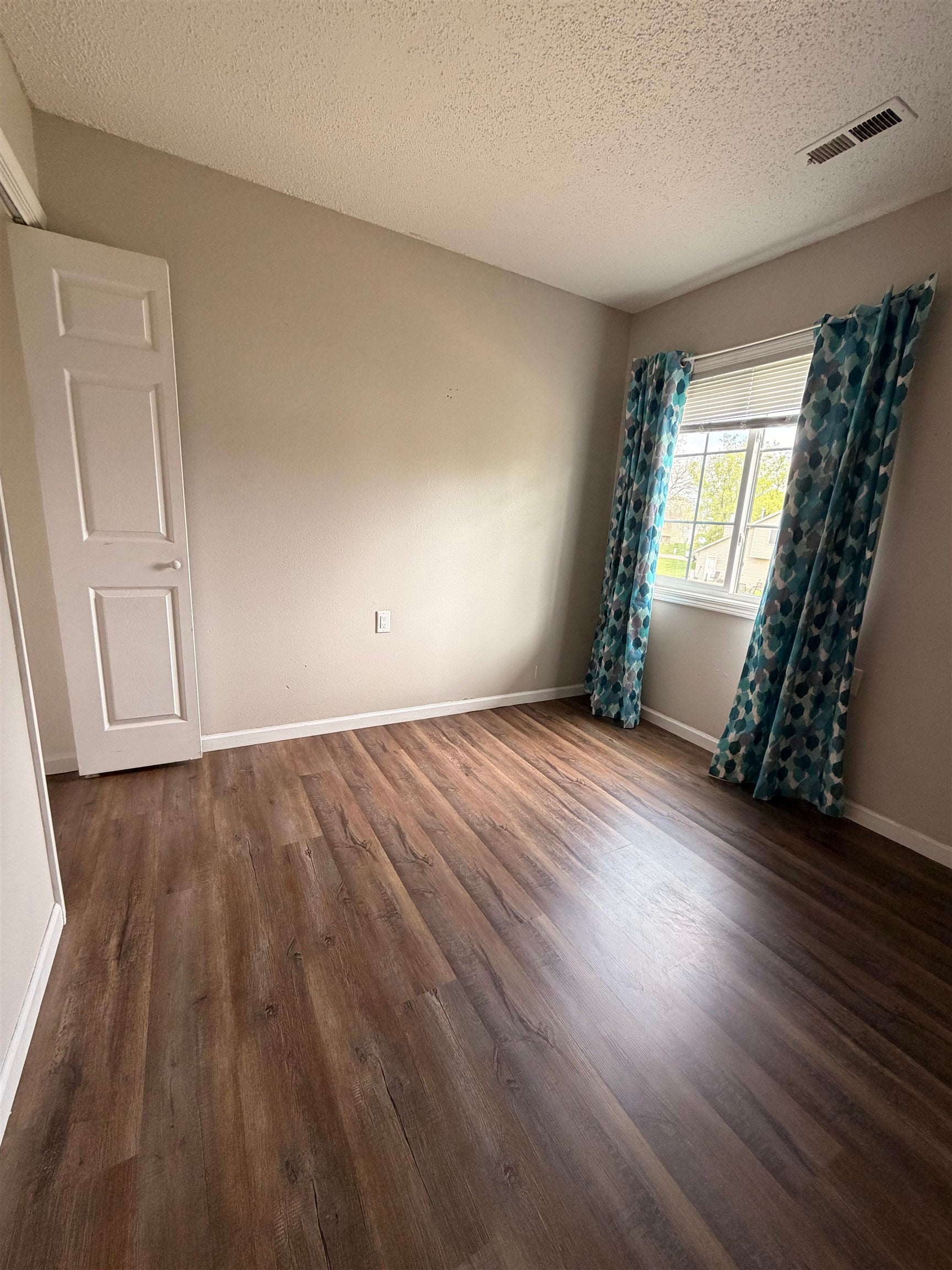 3 27th Street 102 - Photo 3