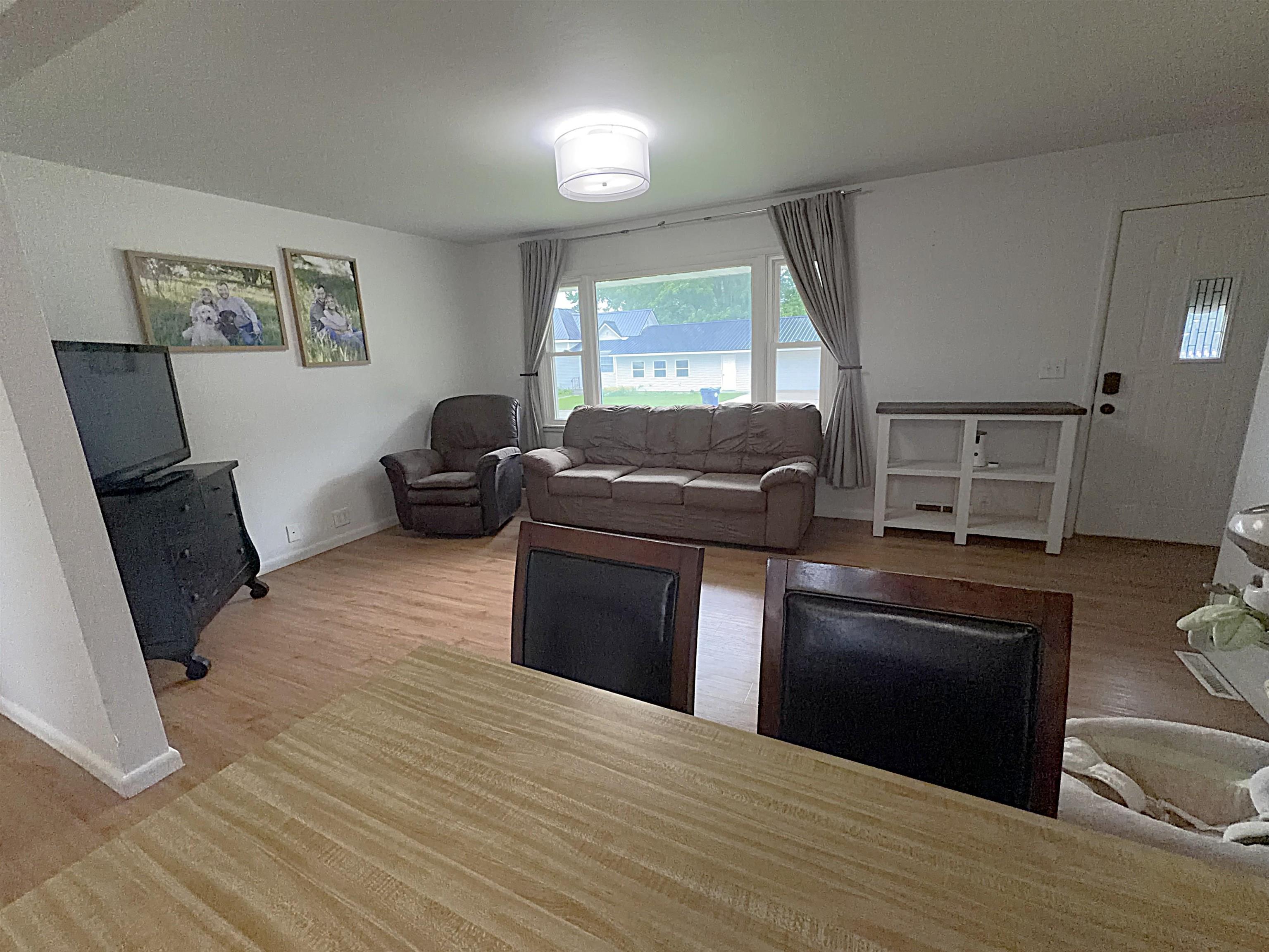 506 5TH Street - Photo 4
