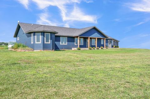 Photo of 7095 200th Street, Harris, IA 51345 (MLS # 251673)