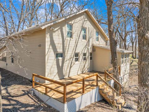 Photo of 1808 Edgewood Drive, Wahpeton, IA 51360 (MLS # 260265)
