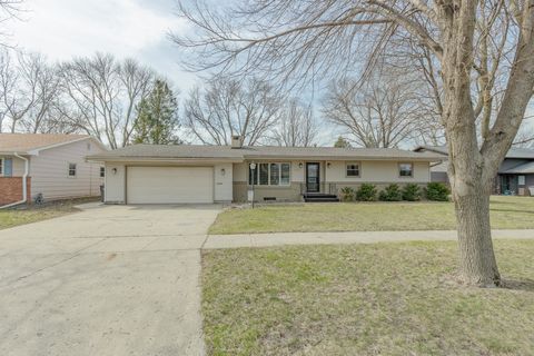 Photo of 1012 W 11Th Street, Spencer, IA 51301 (MLS # 260238)