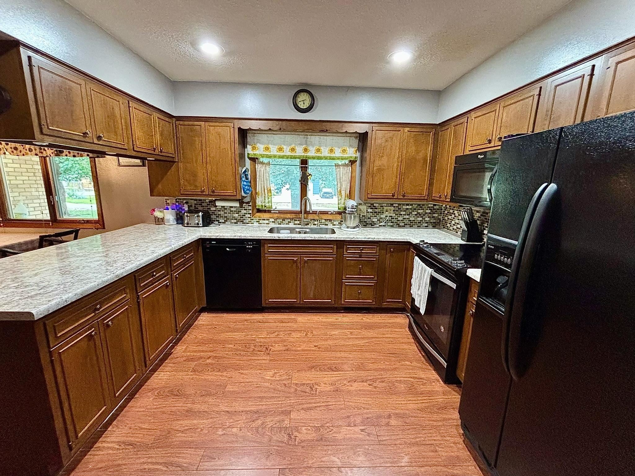 507 E 2Nd Street - Photo 3