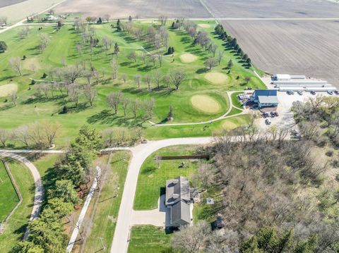 Photo of 609 S Cedar Avenue, Graettinger, IA 51342 (MLS # 260336)