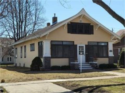 Photo of 527 College Avenue, Storm Lake, IA 50588 (MLS # 260024)