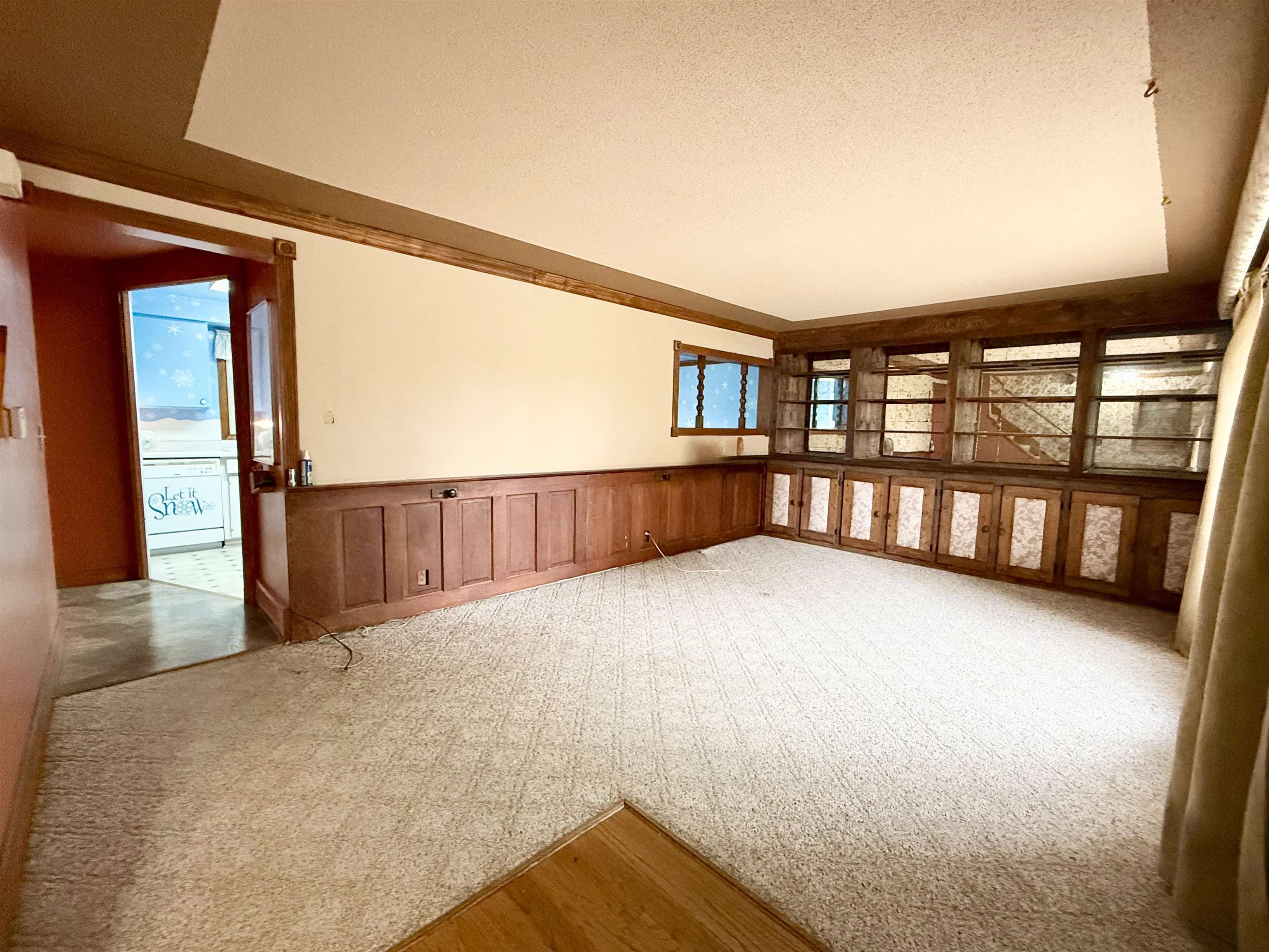 234 6Th Street SW - Photo 4