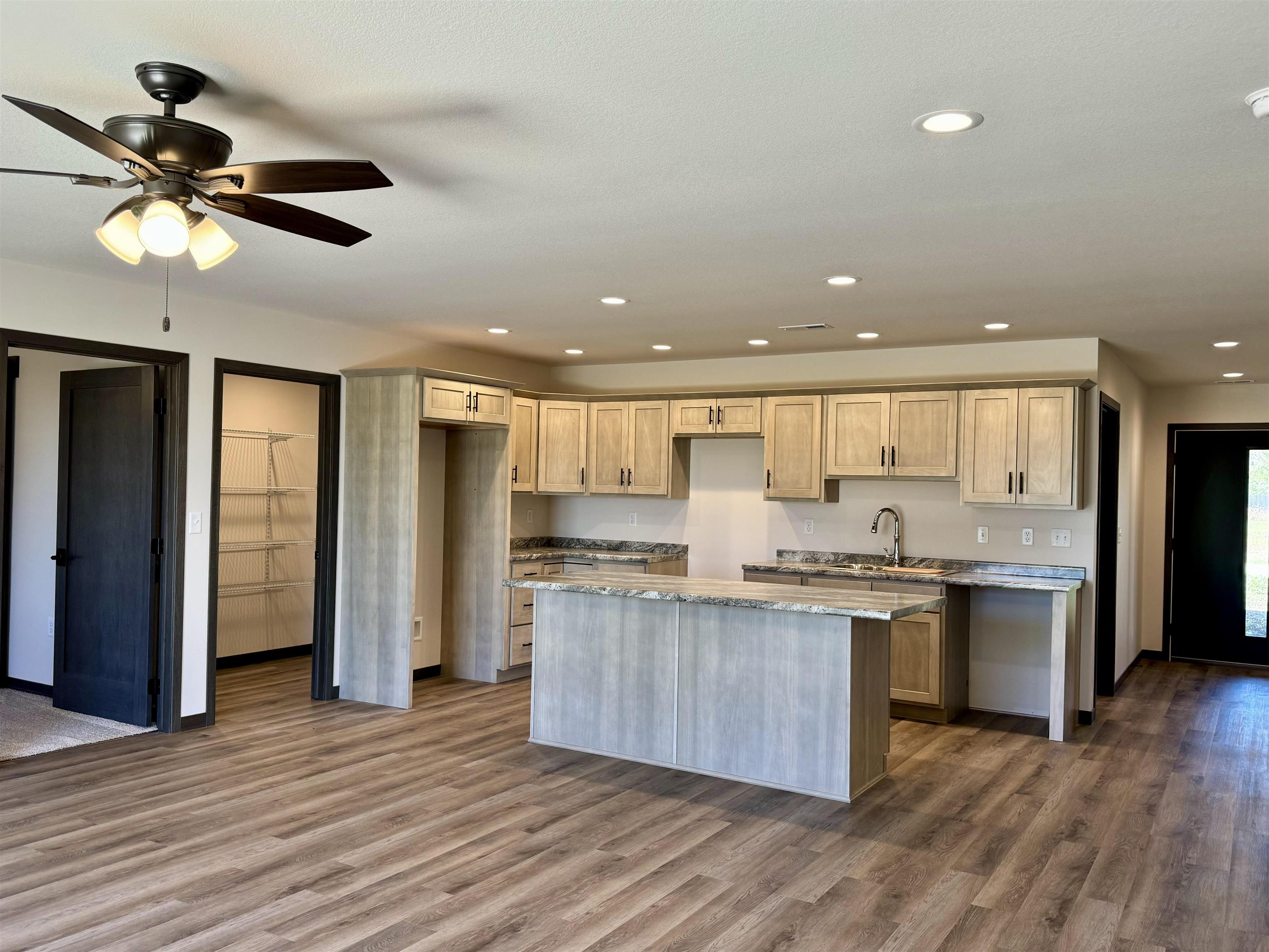 110 34th Avenue W - Photo 2