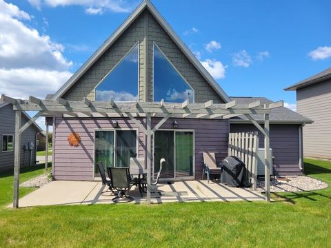 Photo of 290 240th Avenue #65, Arnolds Park, IA 51331 (MLS # 260283)