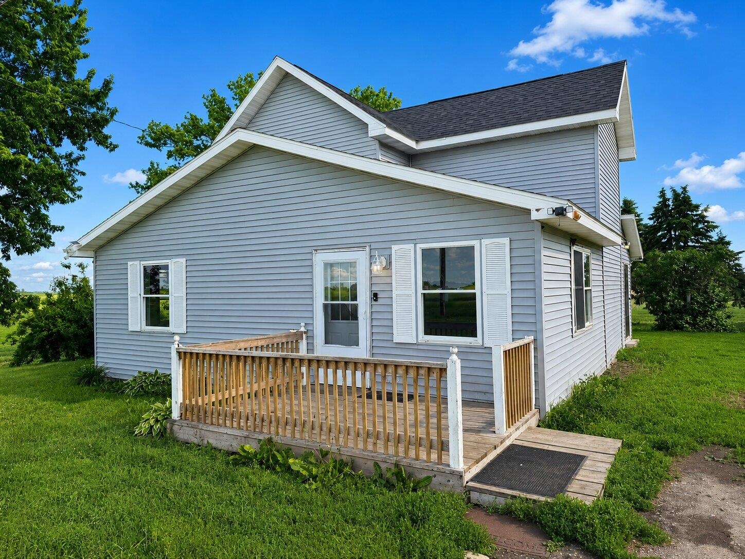 Photo 1 of 15 — 5142 400th Street, Cylinder, IA 50528