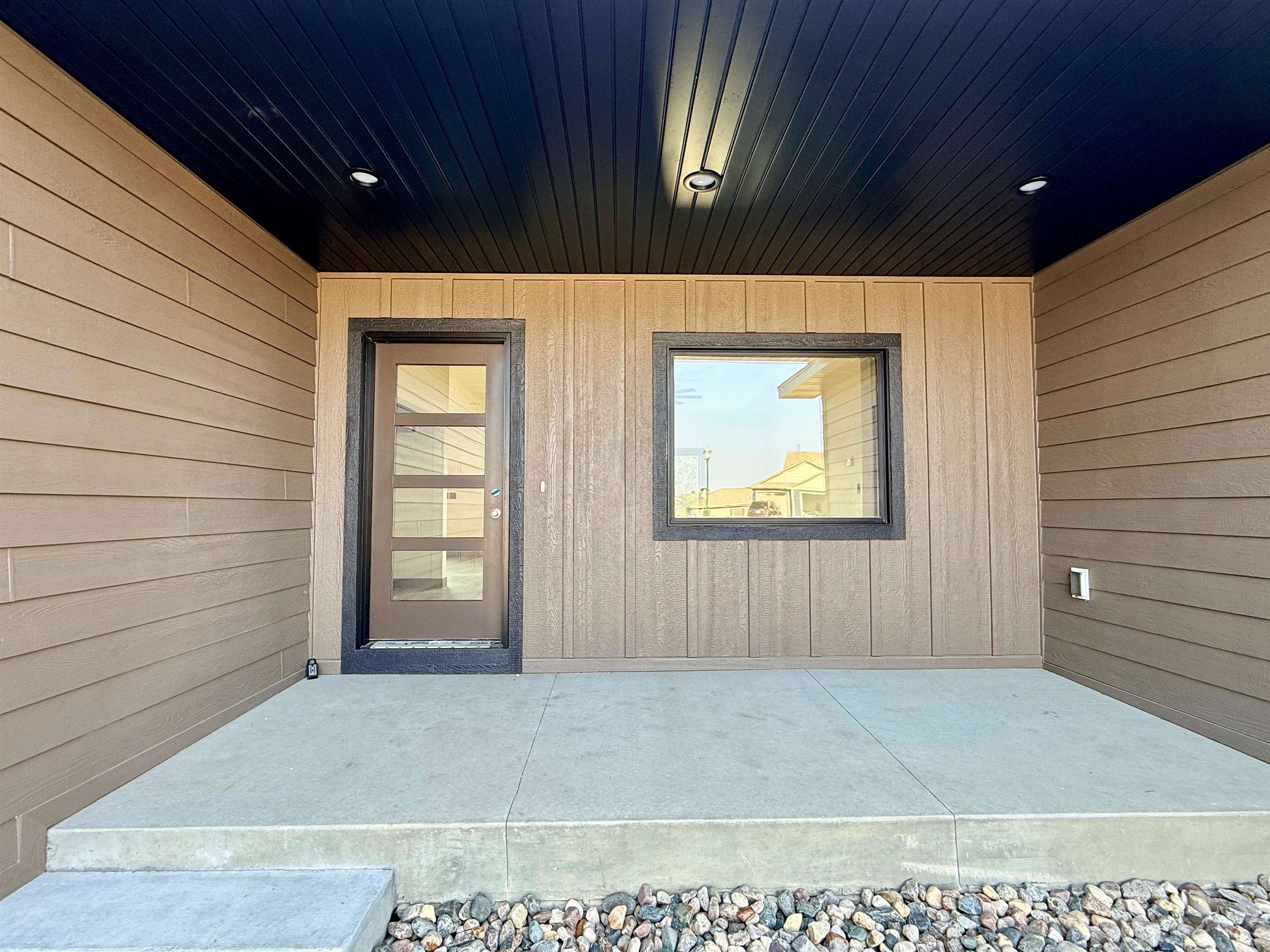 3613 Kings Court - Photo 3