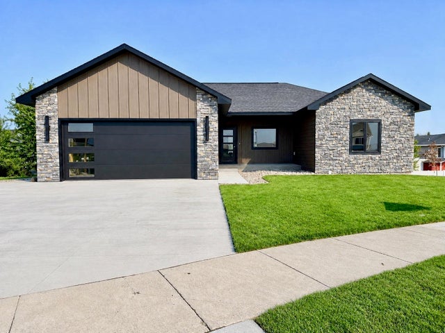 3613 Kings Court