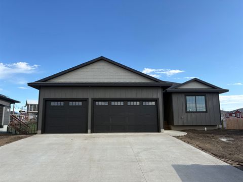 Photo of 3705 Lincoln Avenue, Spirit Lake, IA 51360 (MLS # 260293)