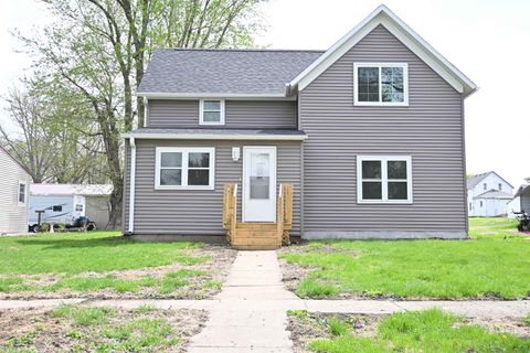 Photo of 408 Sherwood Street, Wall Lake, IA 51466 (MLS # 260350)