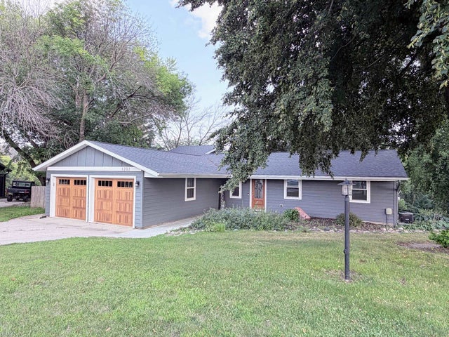 1202 Saint Luke Drive