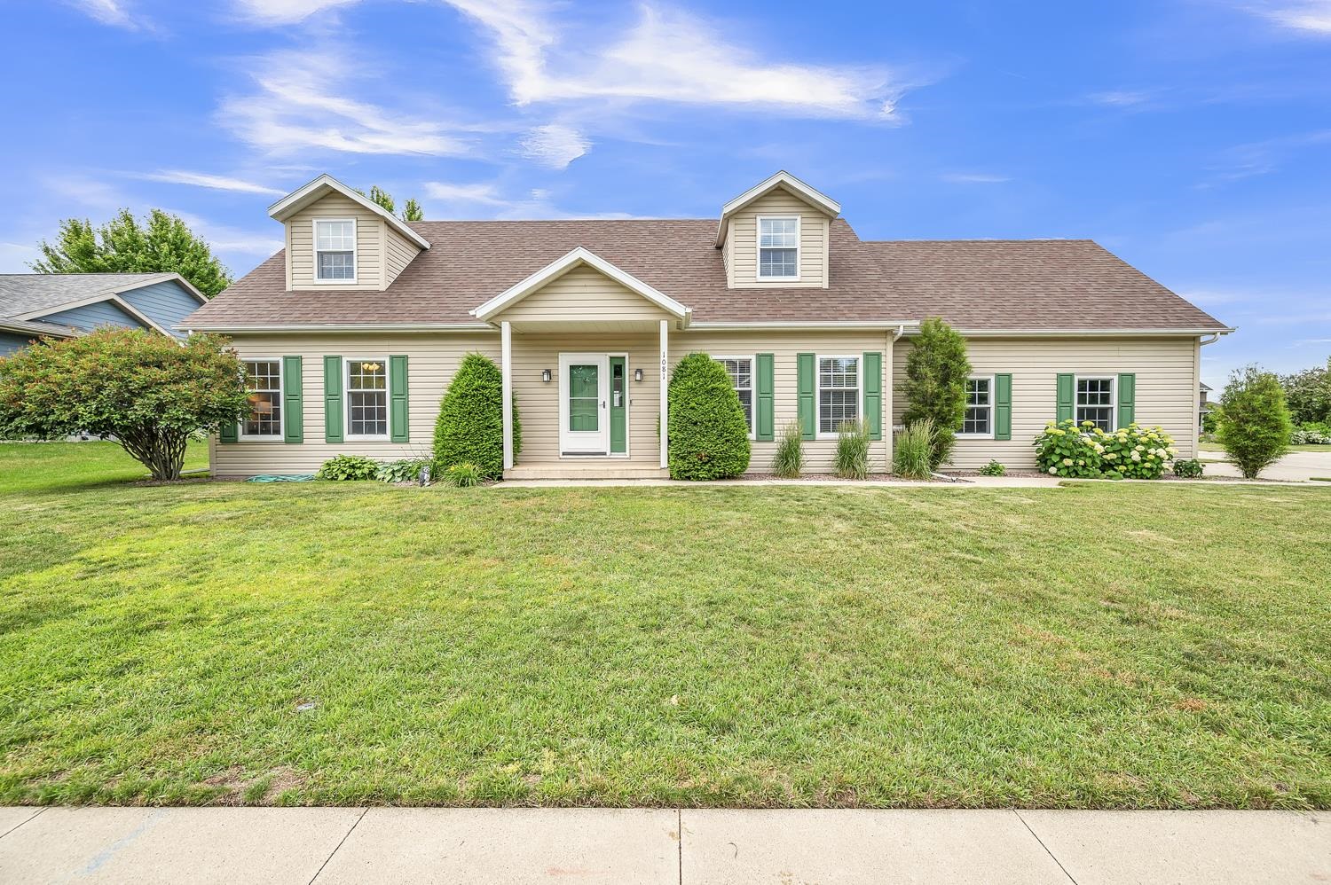 Photo 1 of 41 — 1081 29th Street, Spirit Lake, IA 51360