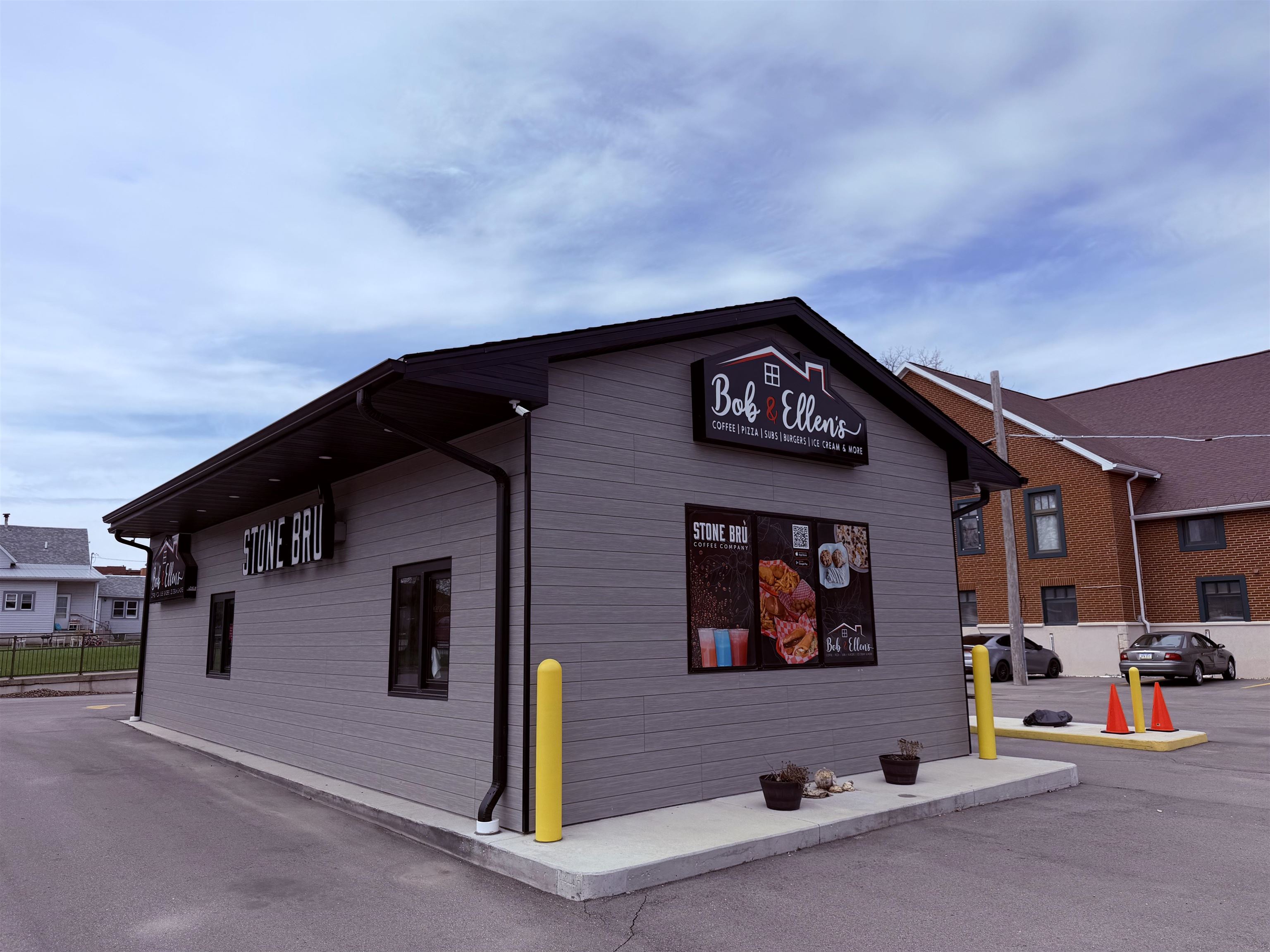 Photo 1 of 16 — 604 18th St, Spirit Lake, IA 51360