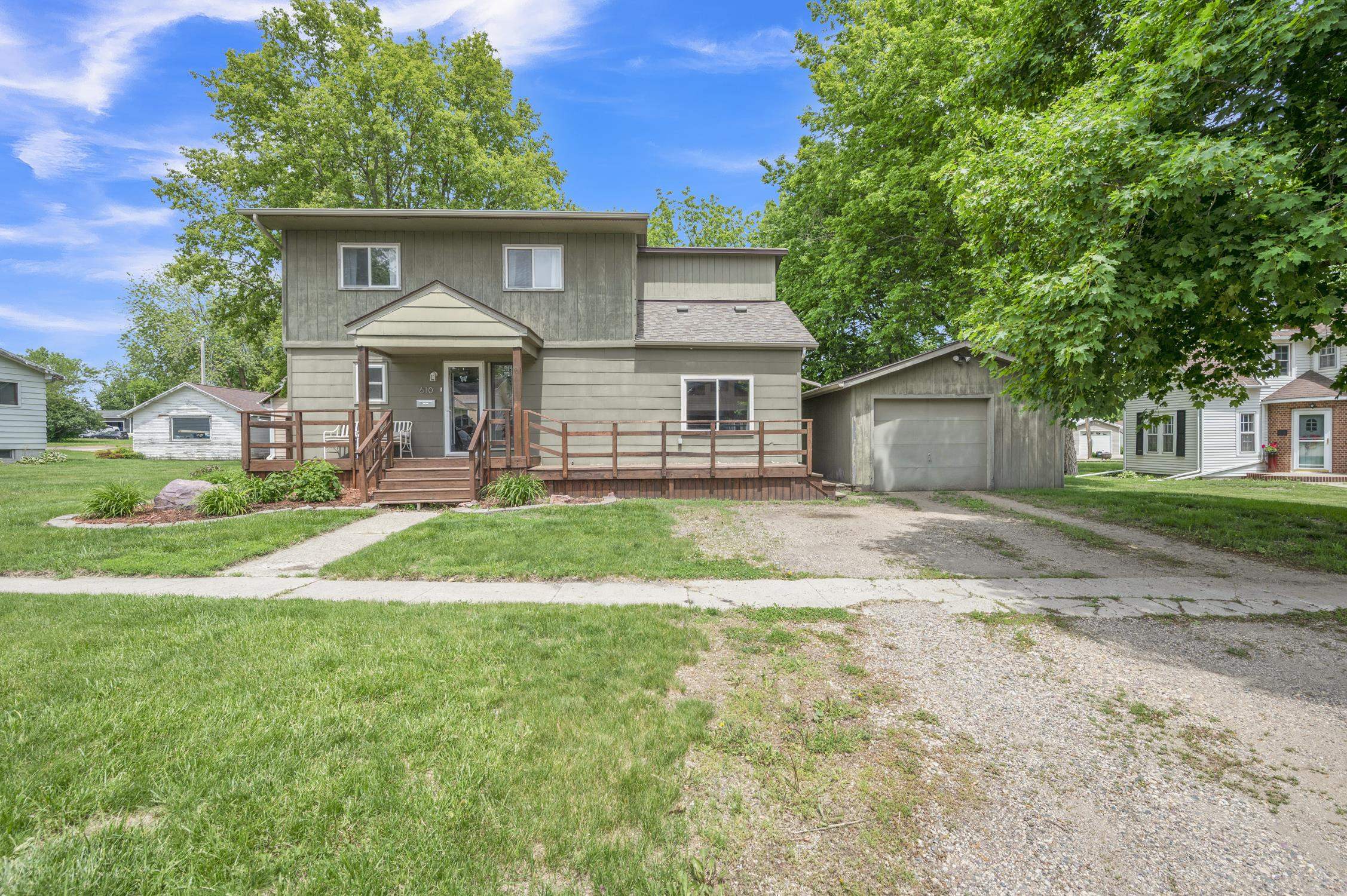 Photo 1 of 25 — 610 22nd Street, Spirit Lake, IA 51360