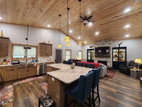 Photo of 210 N 3RD Street, Mallard, IA 50562 (MLS # 260266)