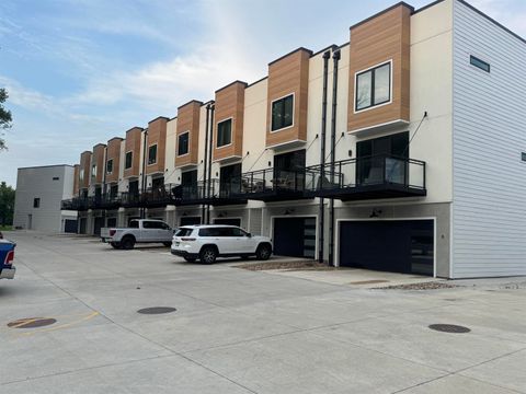 Photo of 244 HWy 71 S. #G45, Arnolds Park, IA 51331 (MLS # 250977)