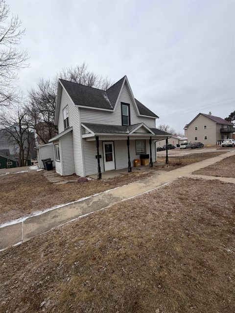 Photo of 106 A E, Lake Park, IA 51347 (MLS # 260073)