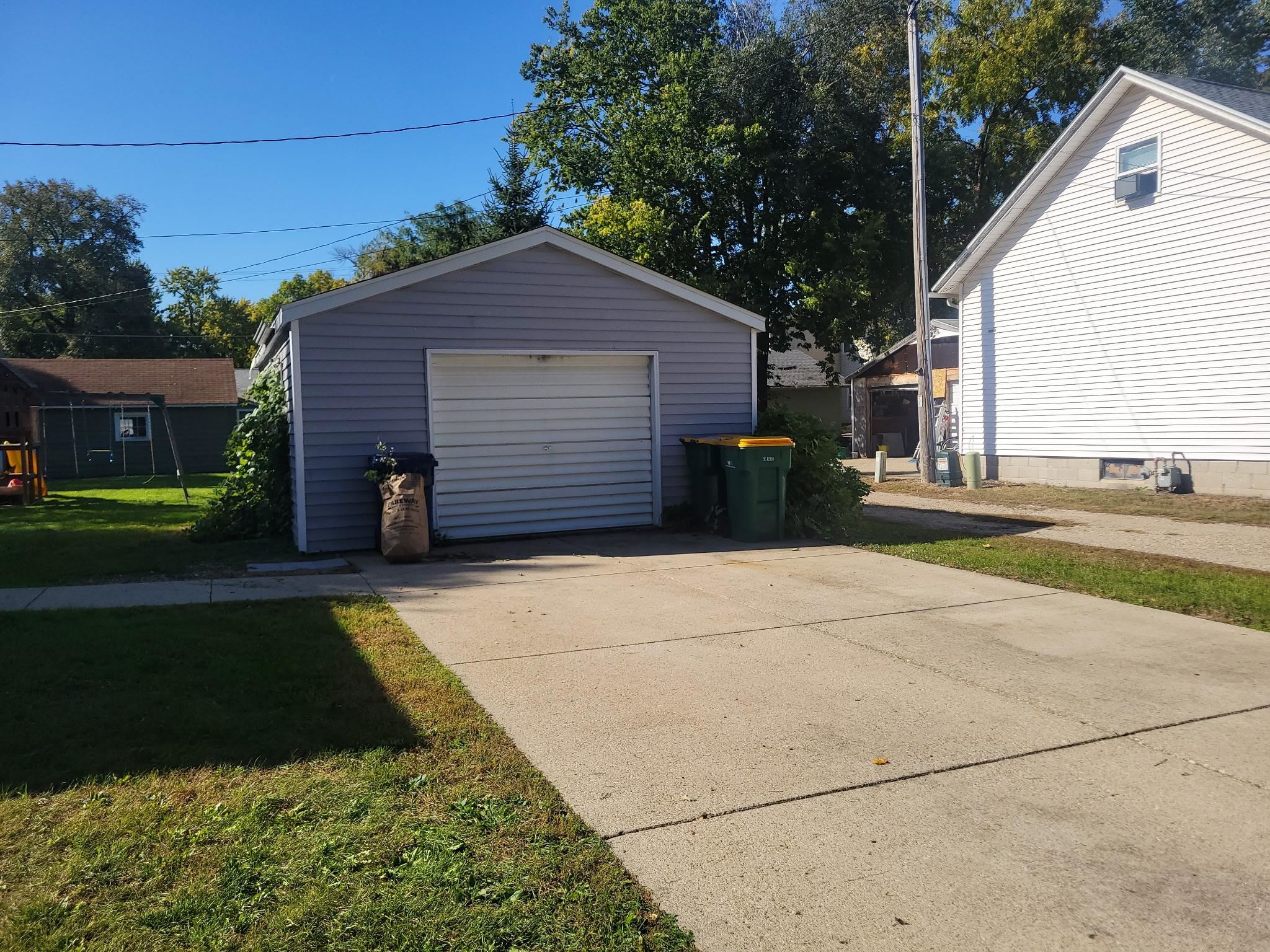 2110 Gary Avenue - Photo 3