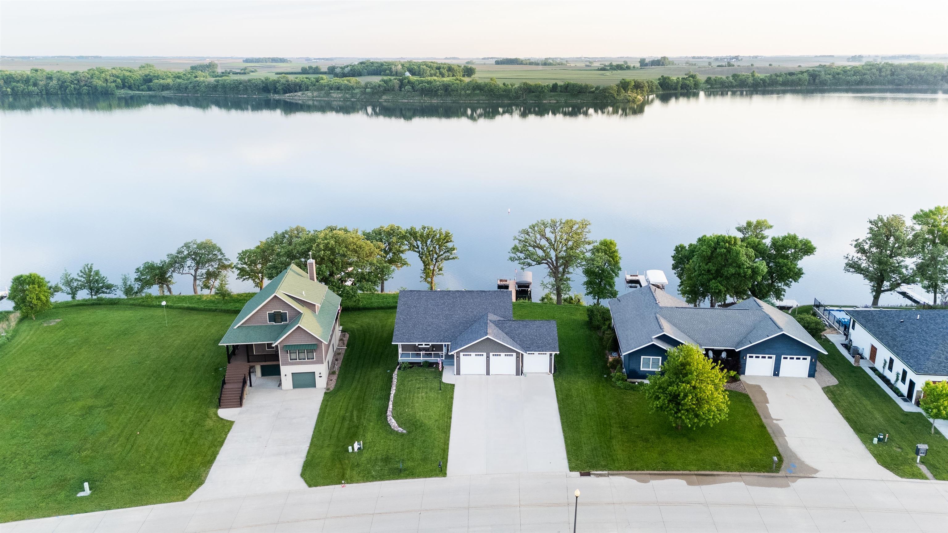 Photo 1 of 54 — 116 West Bay Road, Lake Park, IA 51347