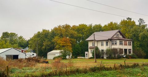 Photo of 1125 400th Avenue, Estherville, IA 51334 (MLS # 251175)