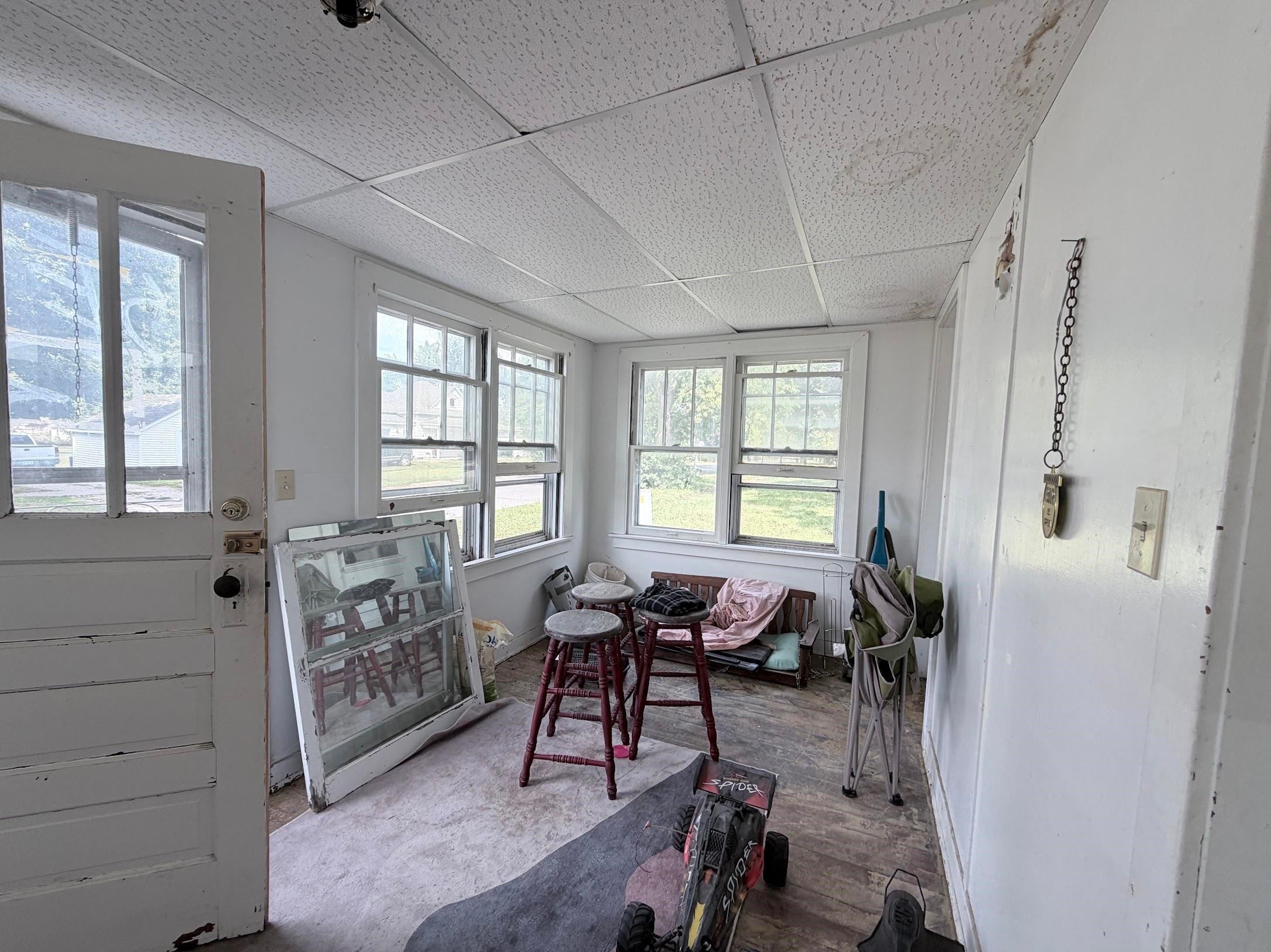 1506 Center Street - Photo 2
