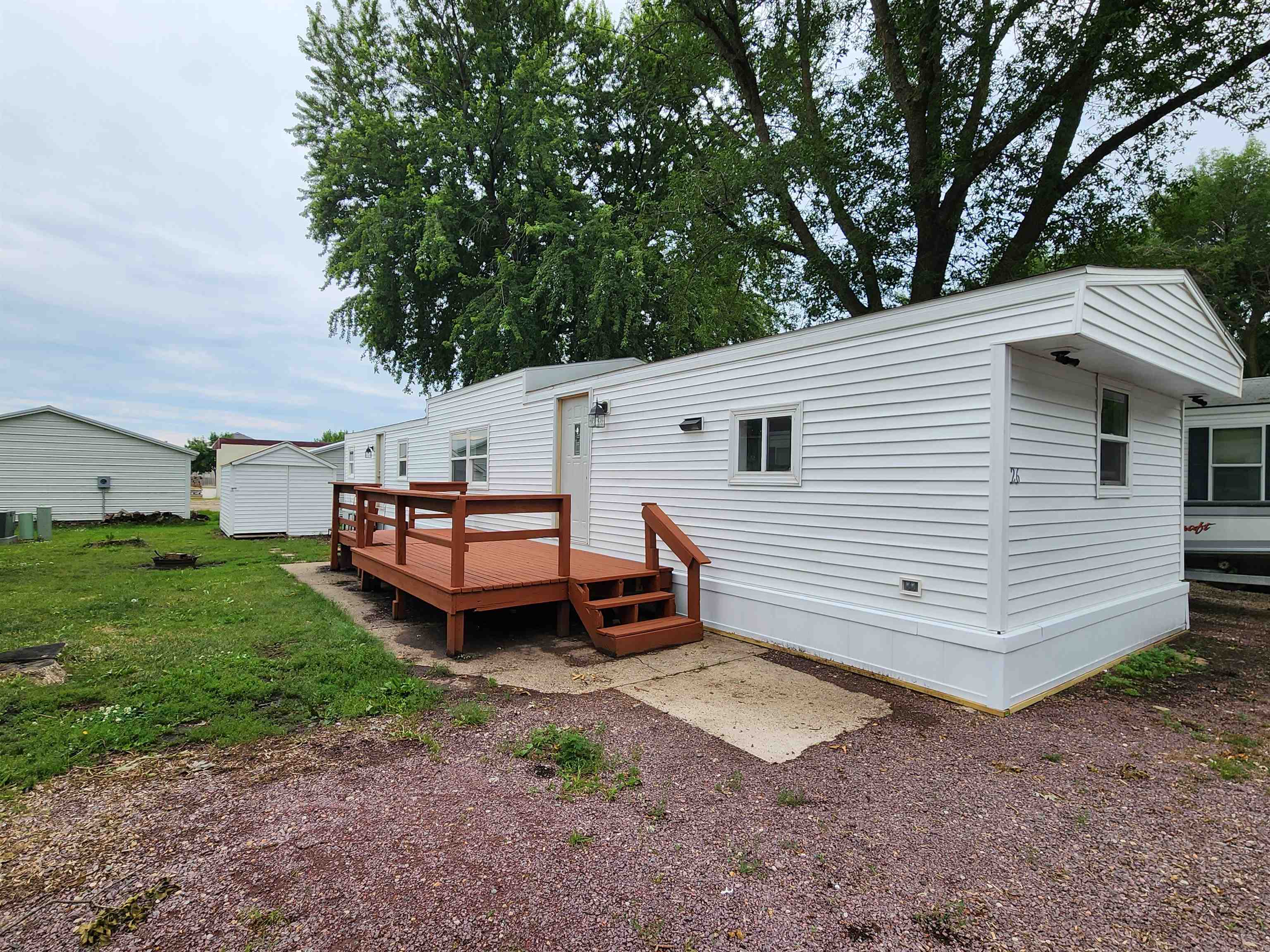 Photo 1 of 16 — 1502 Memphis Avenue 26, Spirit Lake, IA 51360