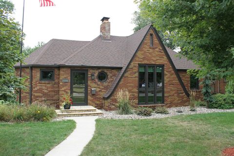 Photo of 1120 4th Avenue W, Spencer, IA 51301 (MLS # 251358)