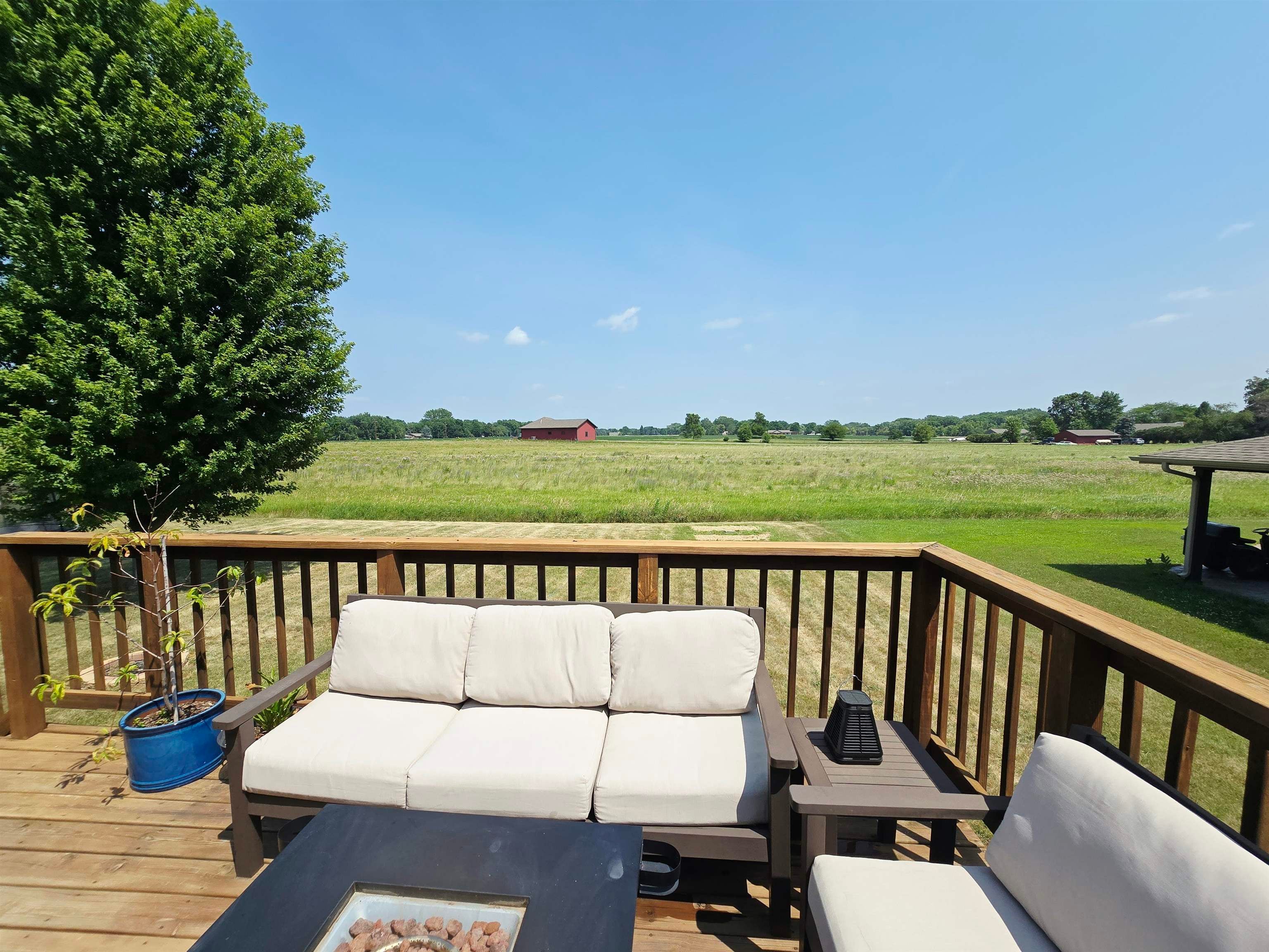 610 Country Club Lane - Photo 4