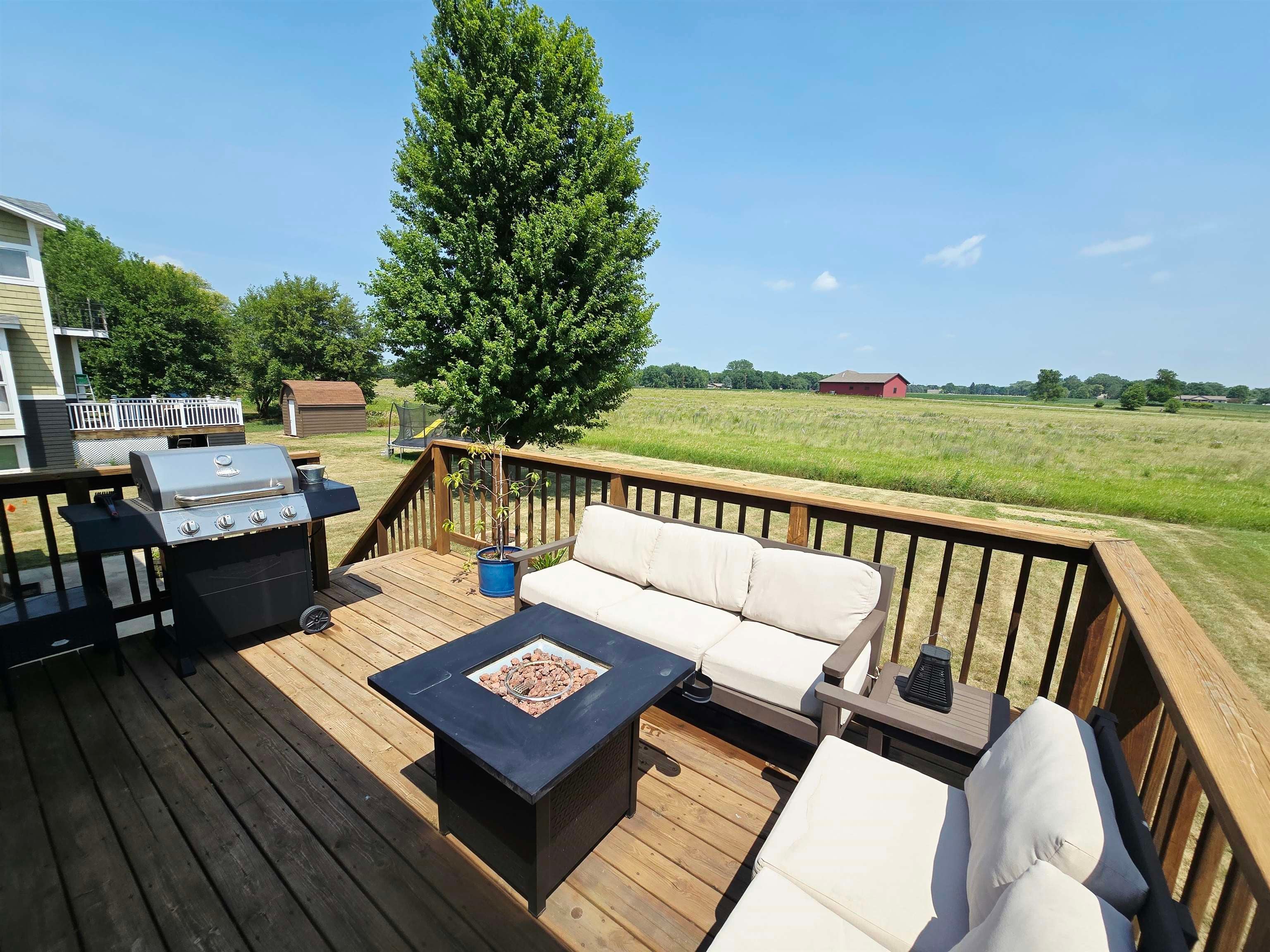 610 Country Club Lane - Photo 3