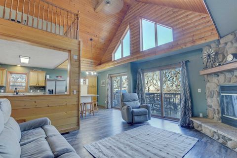 Photo of 2071 395th Avenue, Estherville, IA 51334 (MLS # 251455)