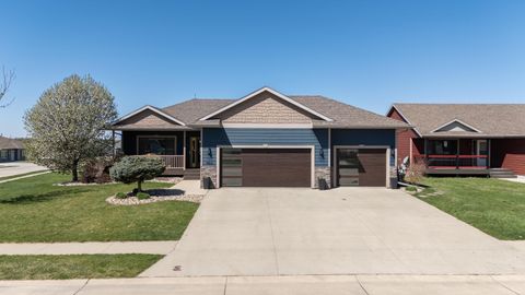Photo of 3718 Keystone Circle Cir, Spirit Lake, IA 51360 (MLS # 260345)