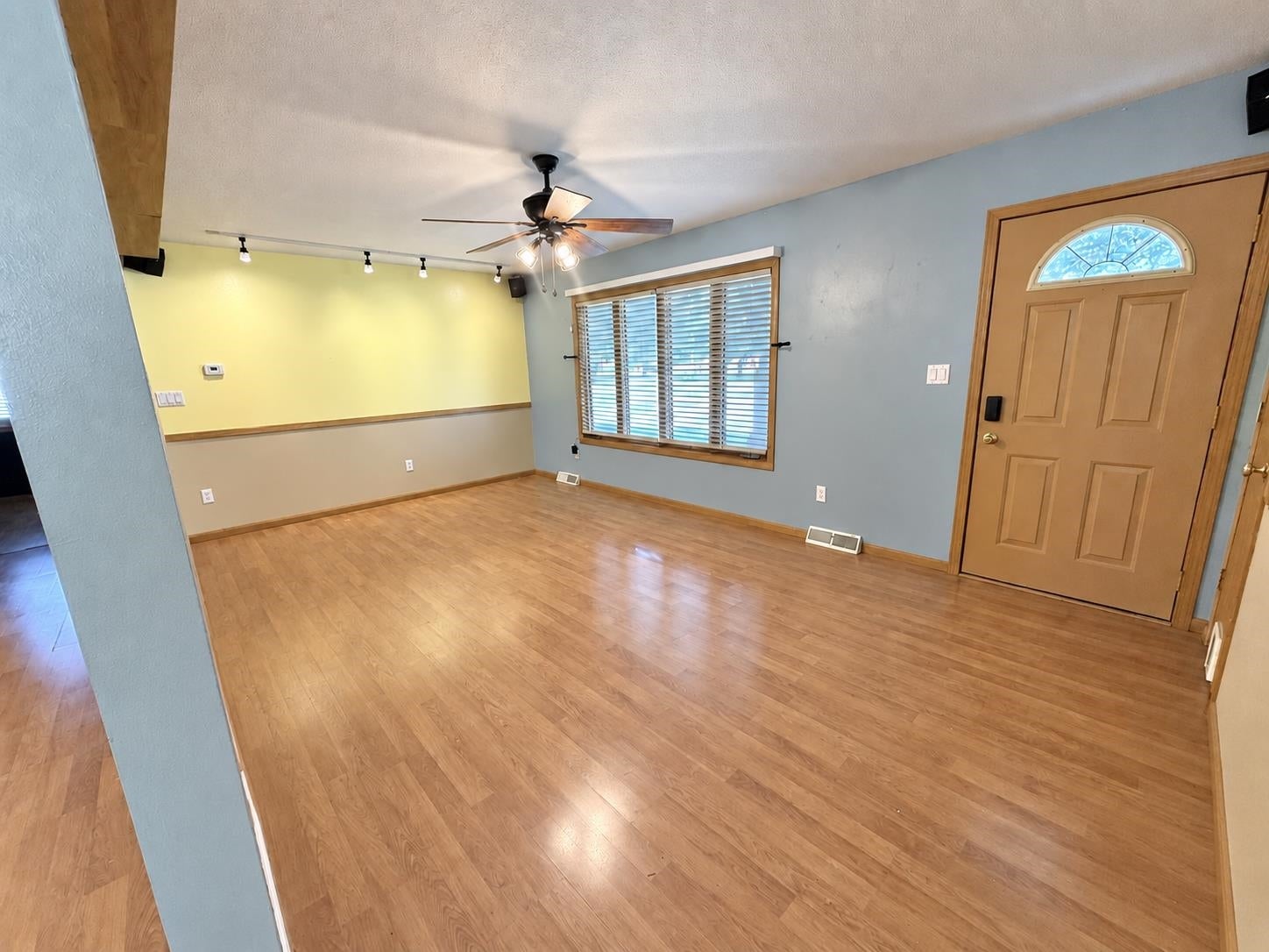 703 N 15th Street - Photo 4